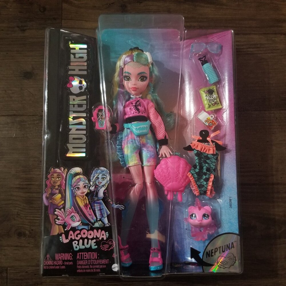 Monster High Doll - Lagoona Blue with Pet Fish Neptuna